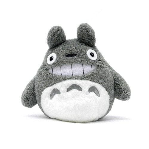 Peluche officielle de Totoro Sourire du studio Ghibli et disponible chez Galaxy Pop le magasin geek