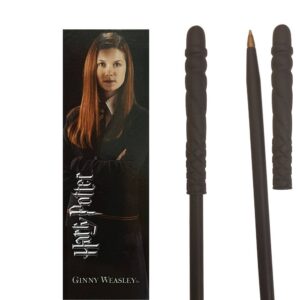 Stylo à Bille et Marque Page Ginny Weasley de Harry Potter par le fabricant The Noble Collection est disponible chez votre magasin geek préféré
