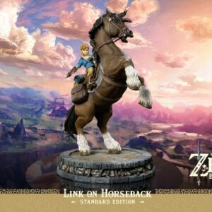 Statue Link on Horseback standard